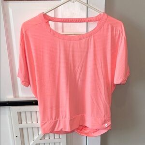 ZYIA Women's Coral Short Sleeve Crop Top